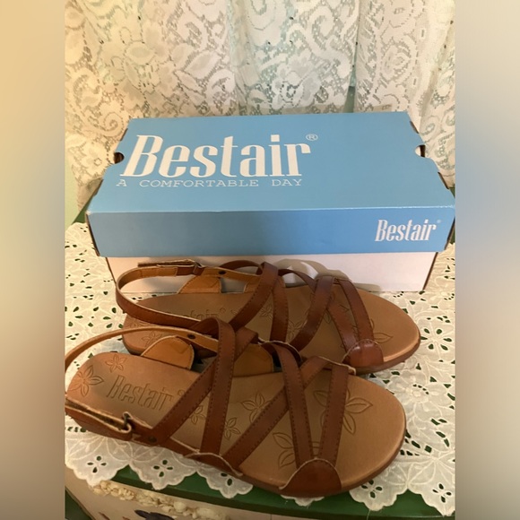 NIB Bestair Strappy Vegan “Leather” Sandals women size 9 Boho Brown Tan - Picture 7 of 9